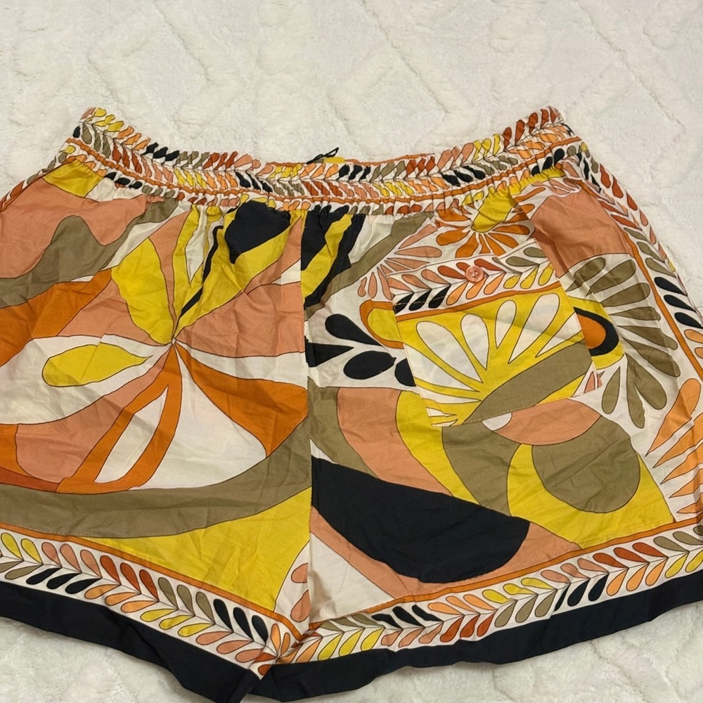 Not for sale ZARA Shorts Abstract Retro Print Shirt (item #A17) - Picture 10 of 15